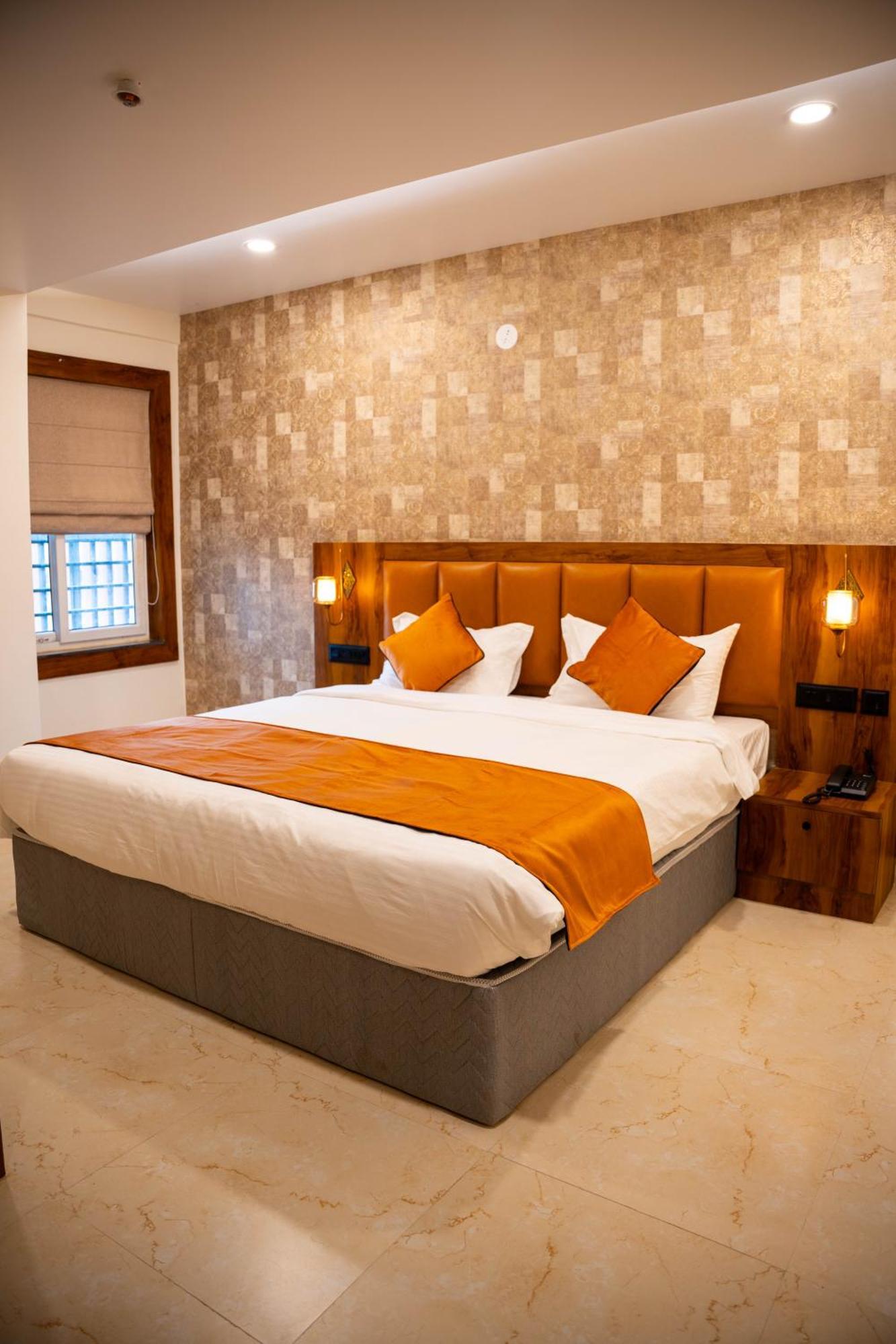 Hotel Orange Bhuvanéšvar Exteriér fotografie