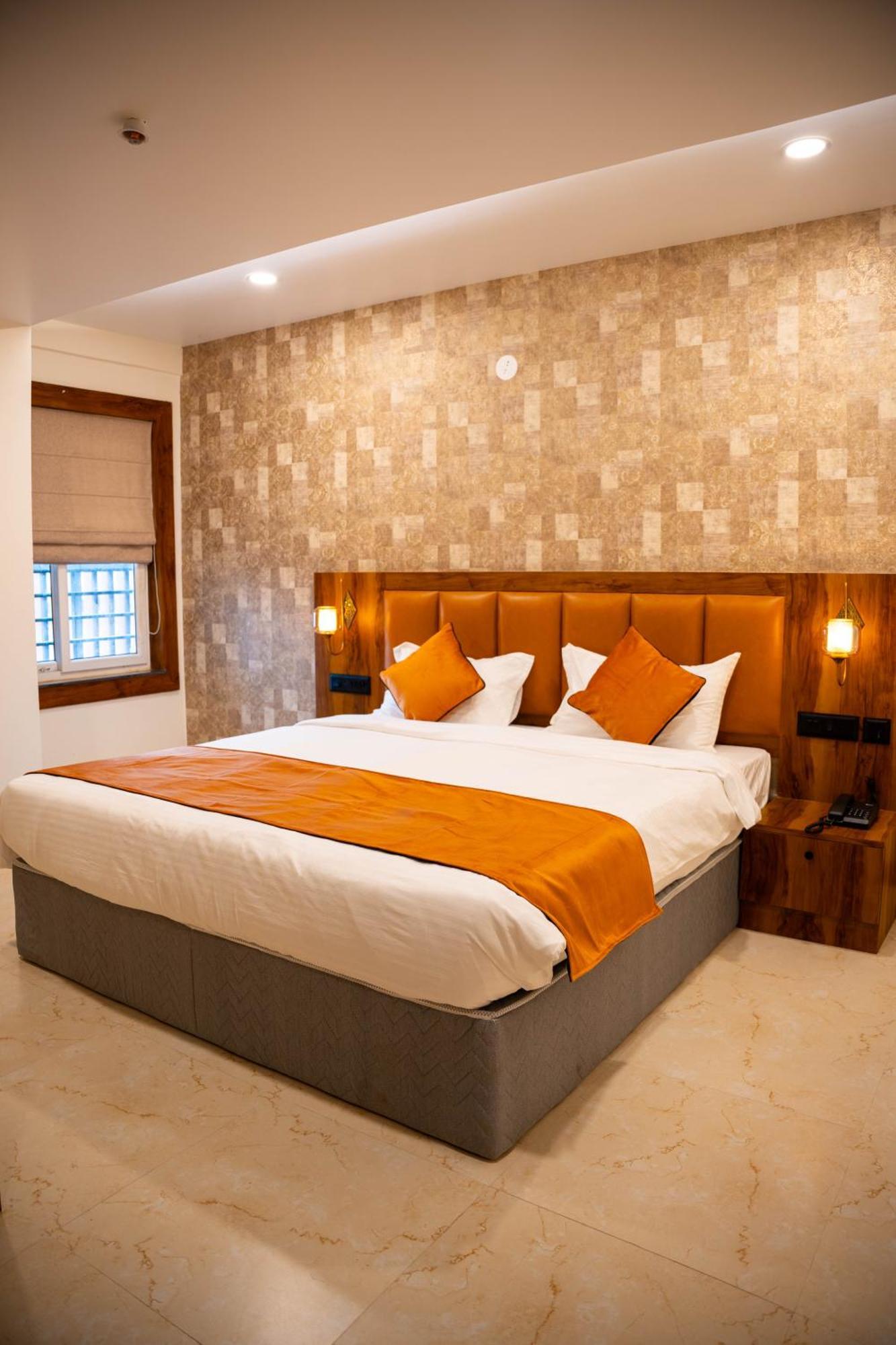 Hotel Orange Bhuvanéšvar Exteriér fotografie